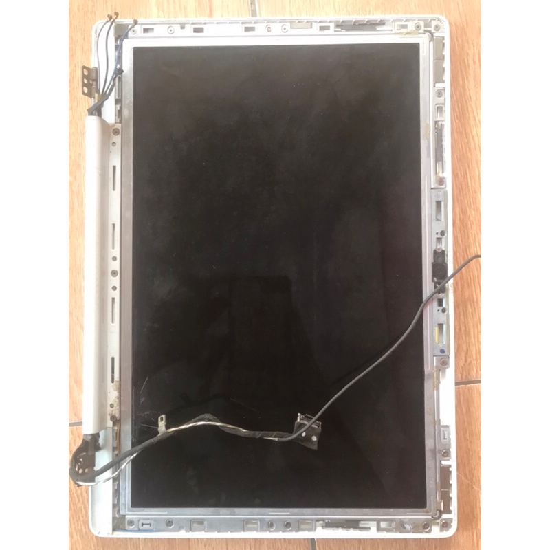 LCD macbook unibody satu set