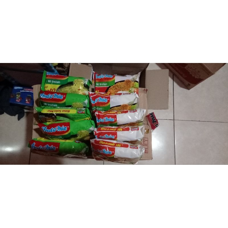 

paket indomie goreng&soto 10pcs