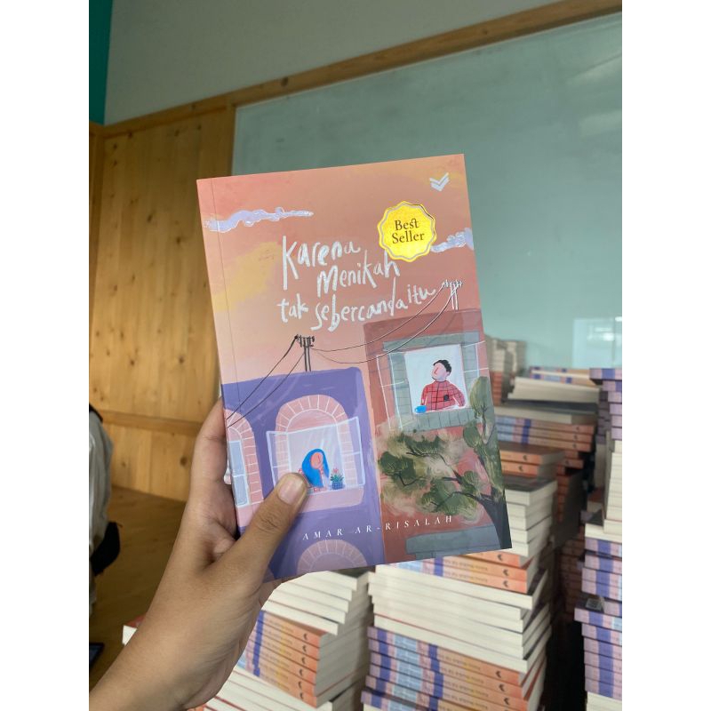 

Buku Karena Menikah Tak Sebercanda Itu