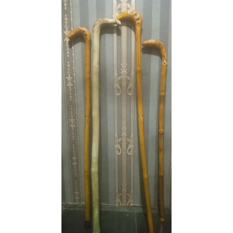 tongkat bambu kuning