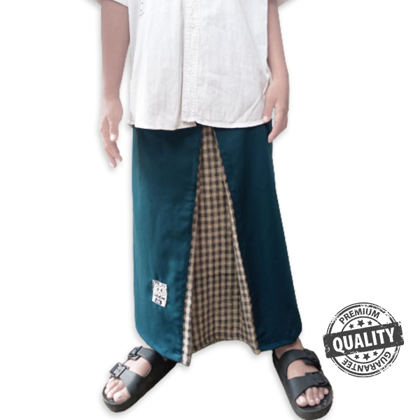 LITTLE KAZOKU Sarung Instant Anak Umur 1-10 Tahun Prusian Motif Kotak | Sarung Instan Anak Bahan Kai