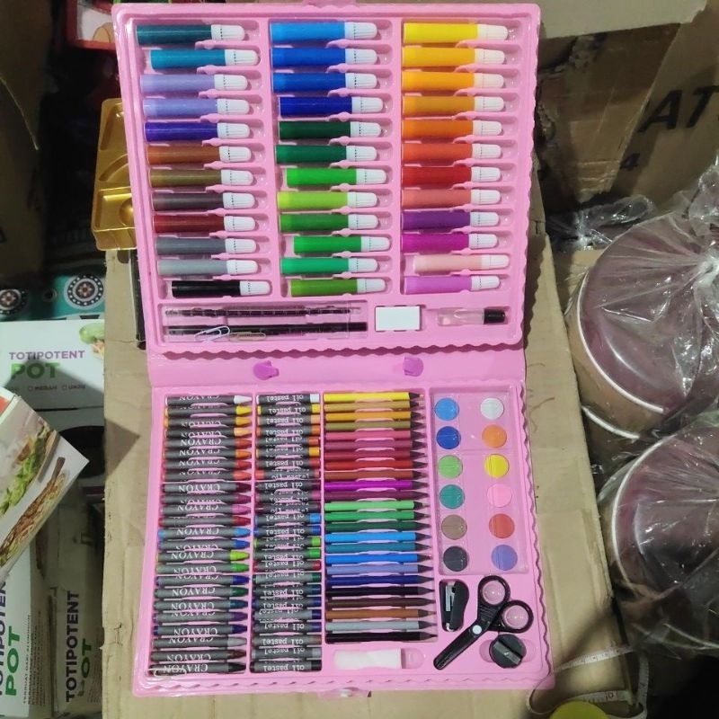 

art set 150 pcs