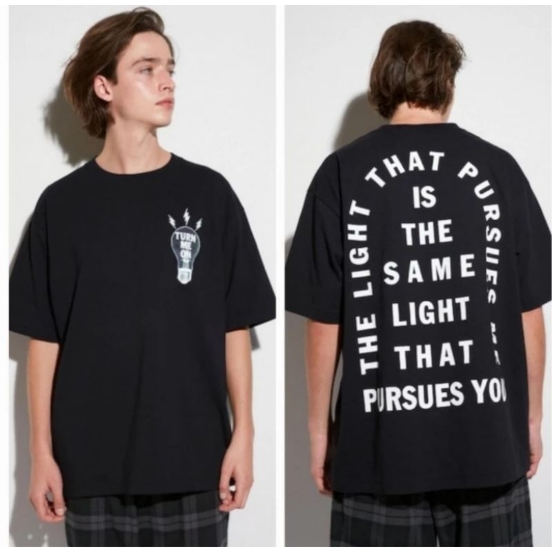 Kaos UT UNIQLOBlack UT Cali Dewitt Tshirt