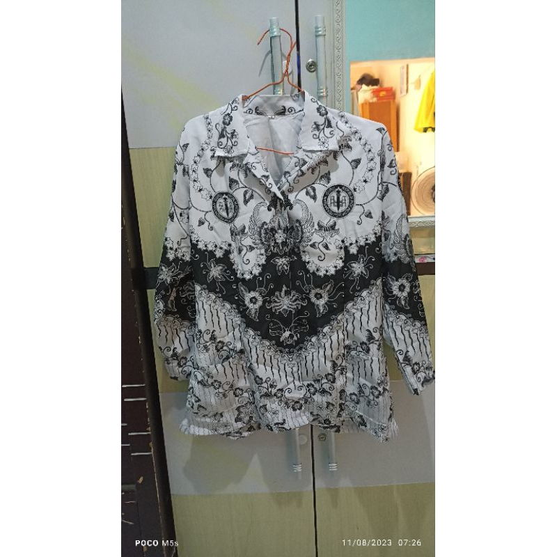 baju seragam batik PGRI Preloved