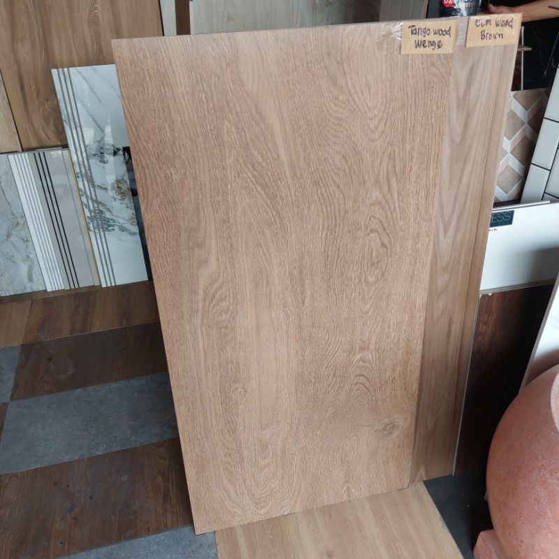 GRANIT LANTAI 60X120 TONGOWOD BROWN