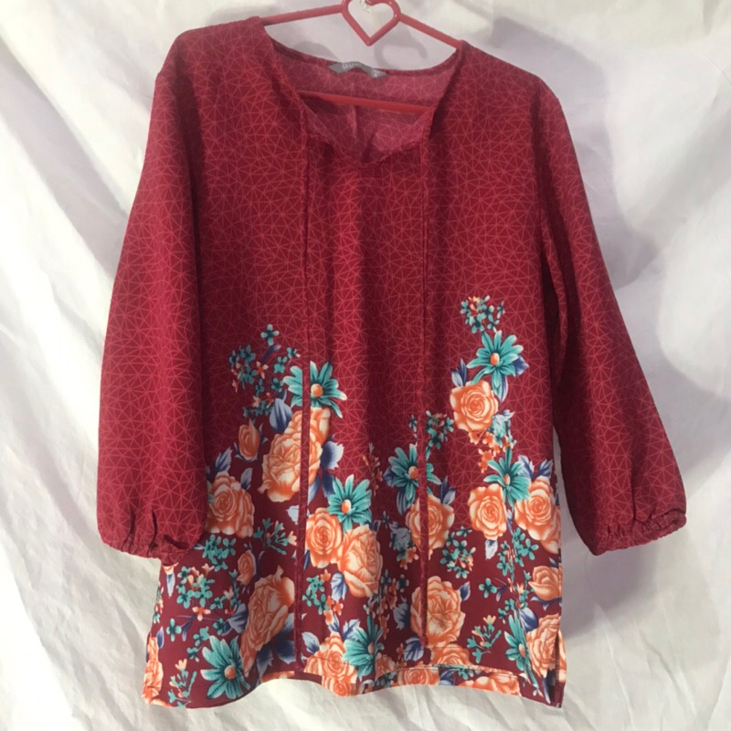 ‼️CLEARANCE SALE‼️PRELOVED Blouse Merah Maroon Bunga Flower St Yves Size S Blouse Perempuan Wanita B