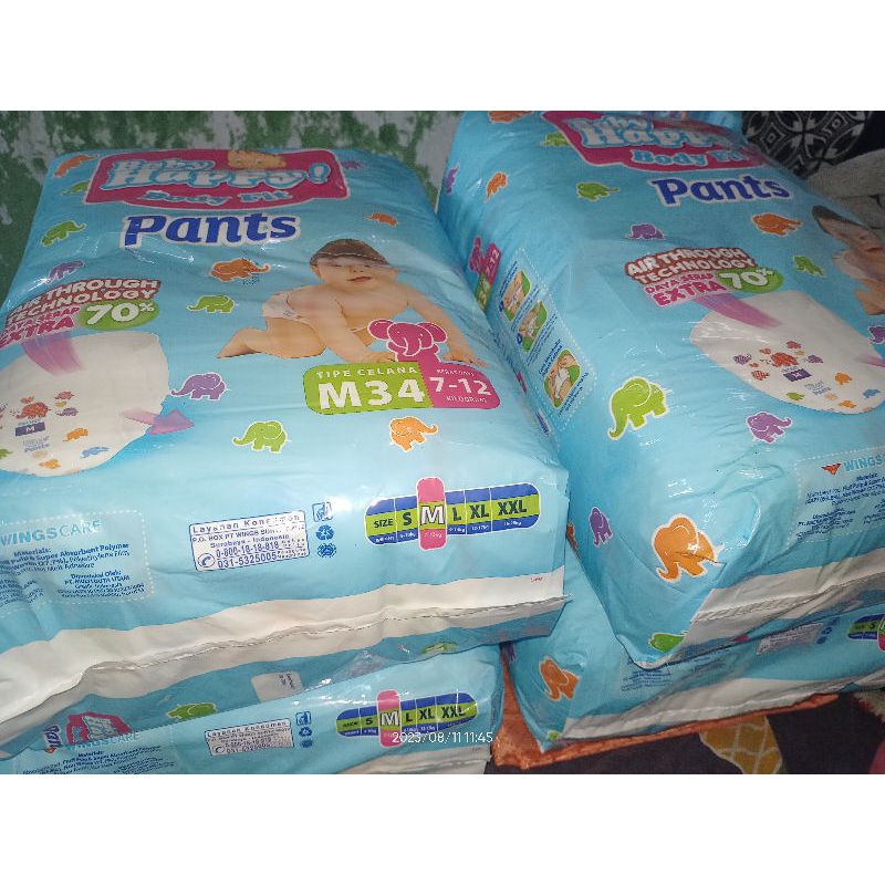 Pampers Baby happy Ukuran M