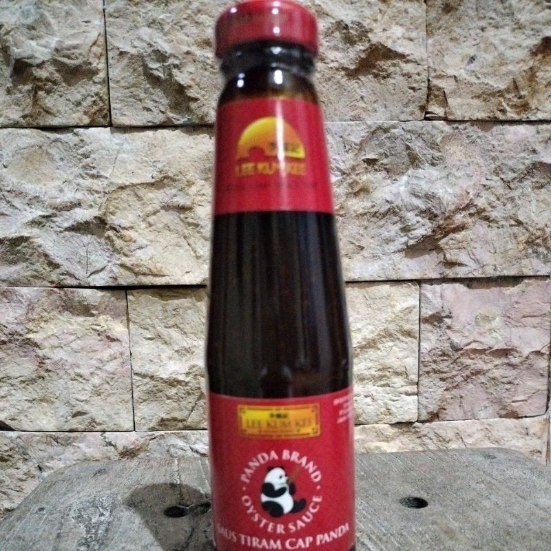 

LEE KUM KEE OYSTER SAUCE 255 gr / SAOS TIRAM CAP PANDA .