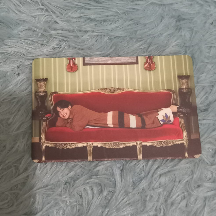 PC V Taehyung Sharing Album BTS BE Deluxe