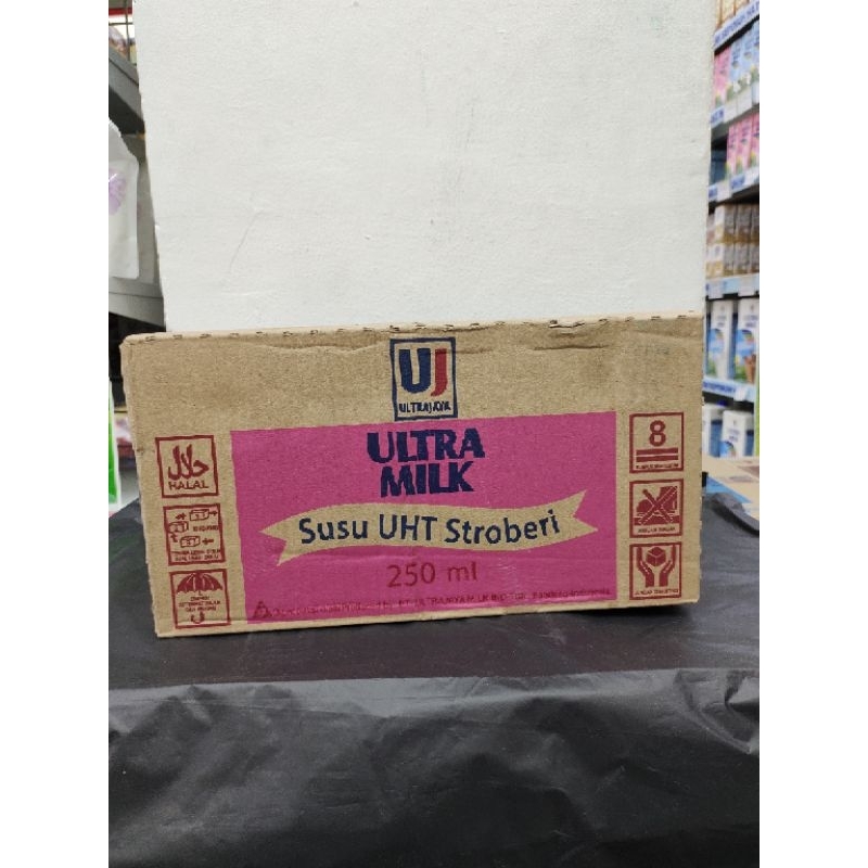 

Ultra uht strawberry 200 ml ( 1 dus isi 24 pcs )