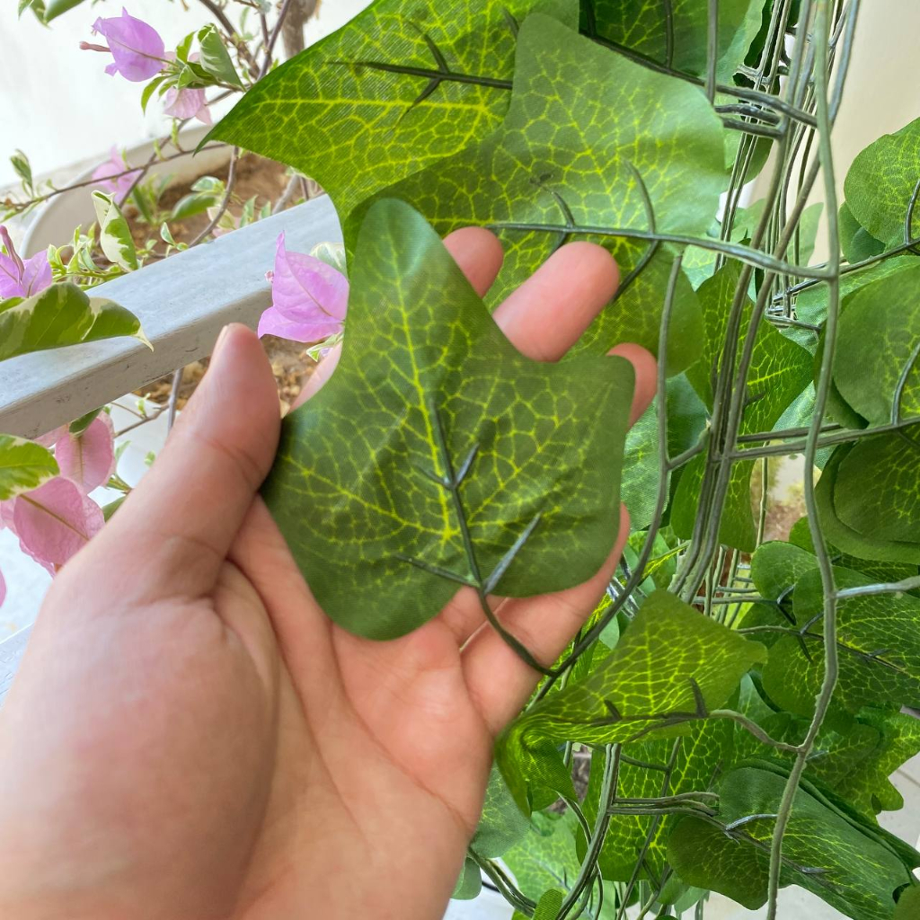 Daun Rambat Ivy Besar - Dekorasi Daun Hias Plastik - Daun Gantung Dekorasi Pesta Cafe - Tanaman Hias