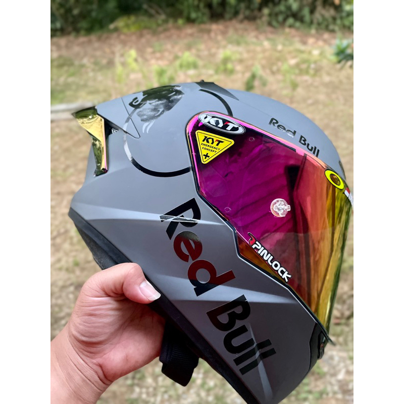 KYT TT COURSE GORILLA GREY Sticker RedBull