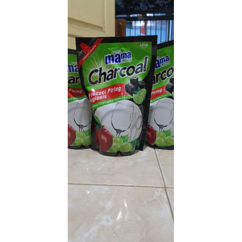 Mama Lemon Charcoal 680ml