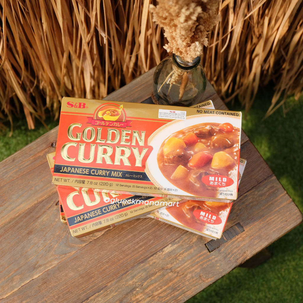 

S&B Golden Curry Mild Hot Medium Hot 220gr - Curry Paste