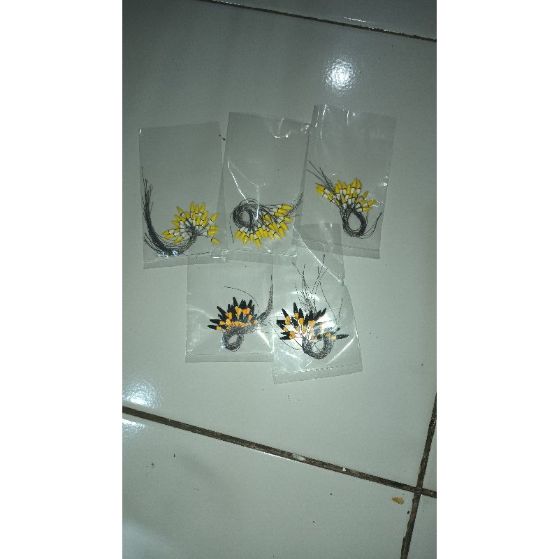 

pelamung ikan nila ukuran o.5 cm isi 20 pcs