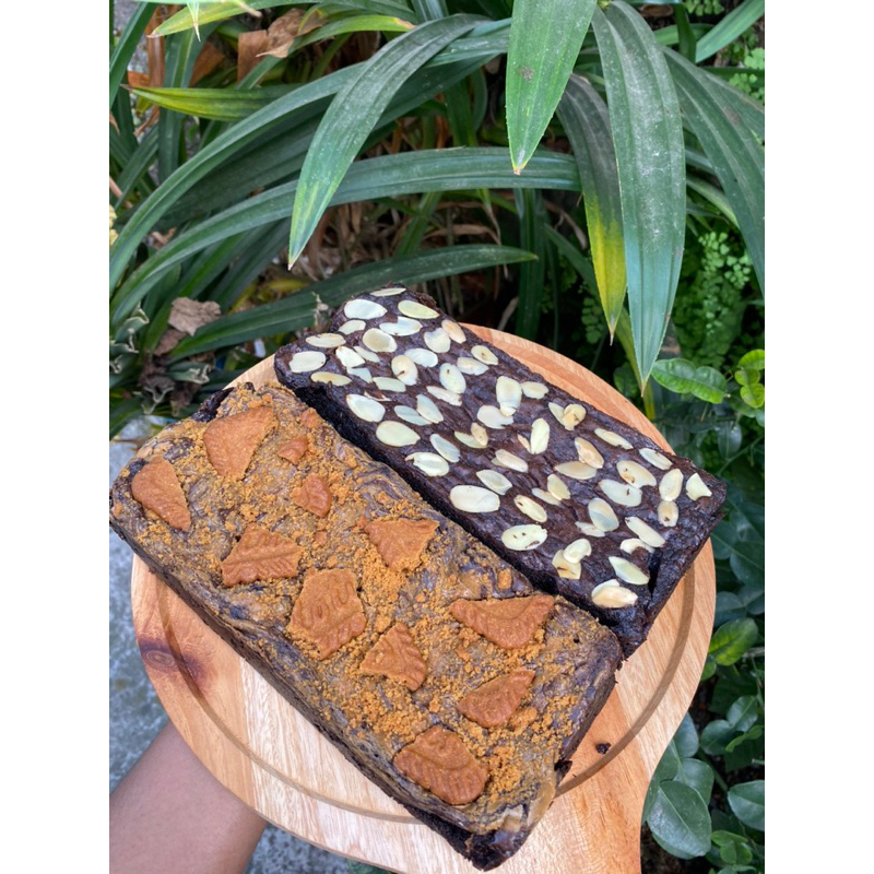 

FUDGY BROWNIES PREMIUM