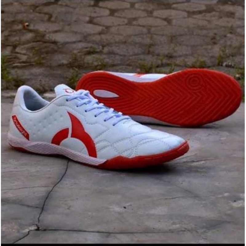 Sepatu Olahraga Futsal Ortuseight 02 cowok/cewek terbaru uk 38-44