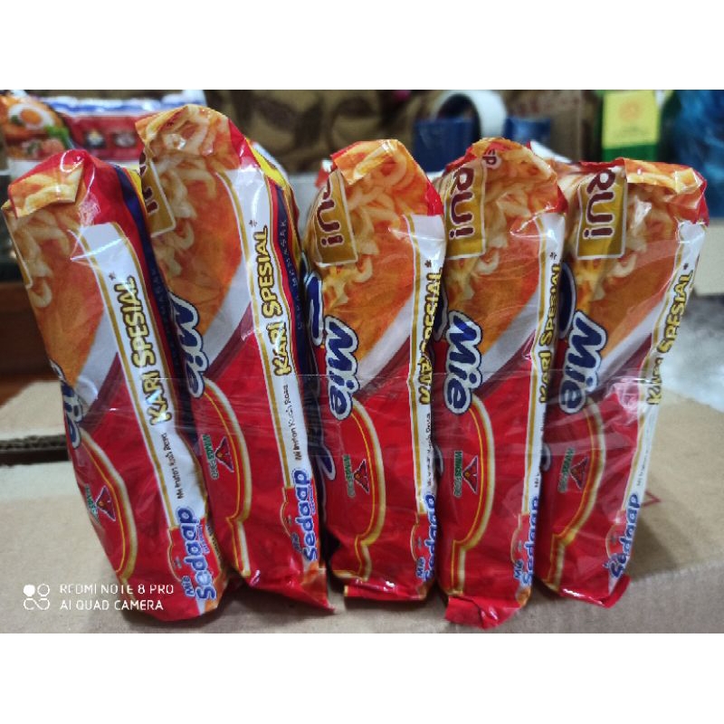 

Mie Sedap Kari Spesial