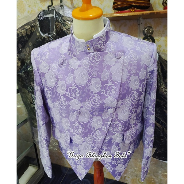 Baju Jas Beskap Solo Motif Batik Kembang