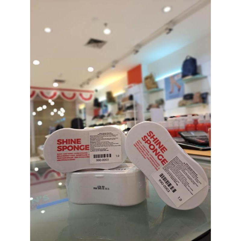 BATA shine sponge semir warna netral untuk semua jenis kulit