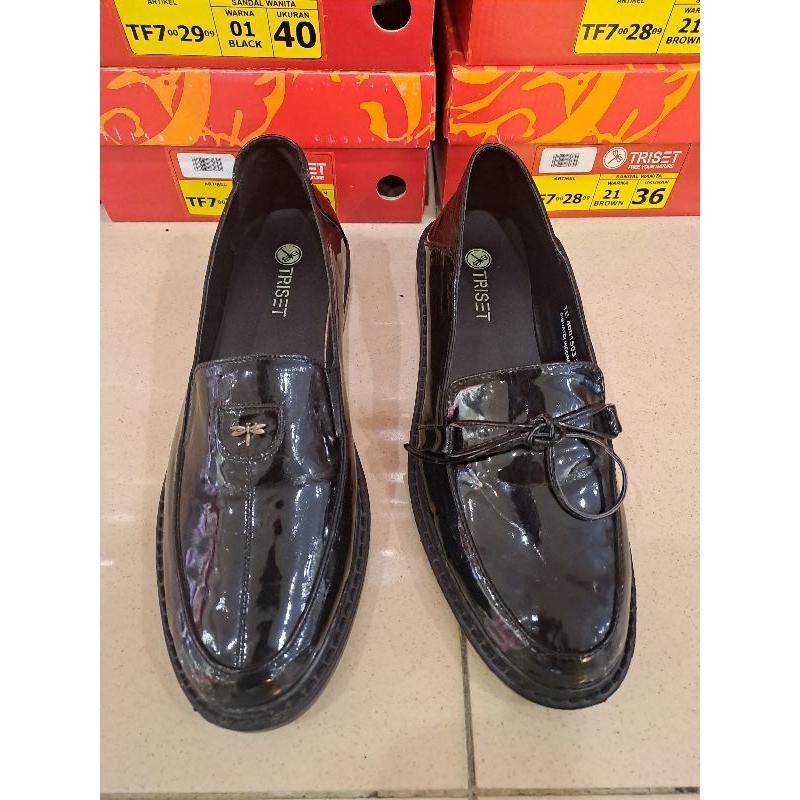 SEPATU LOAFER WANITA TRISET