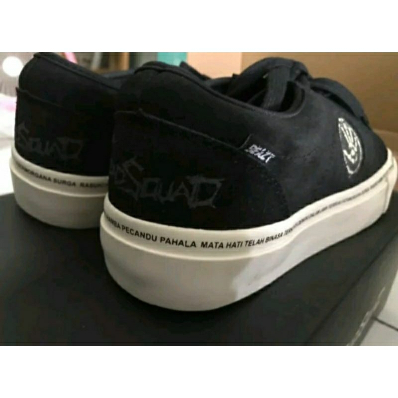 SEPATU DEADSQUAD X BEAZT VOL.1