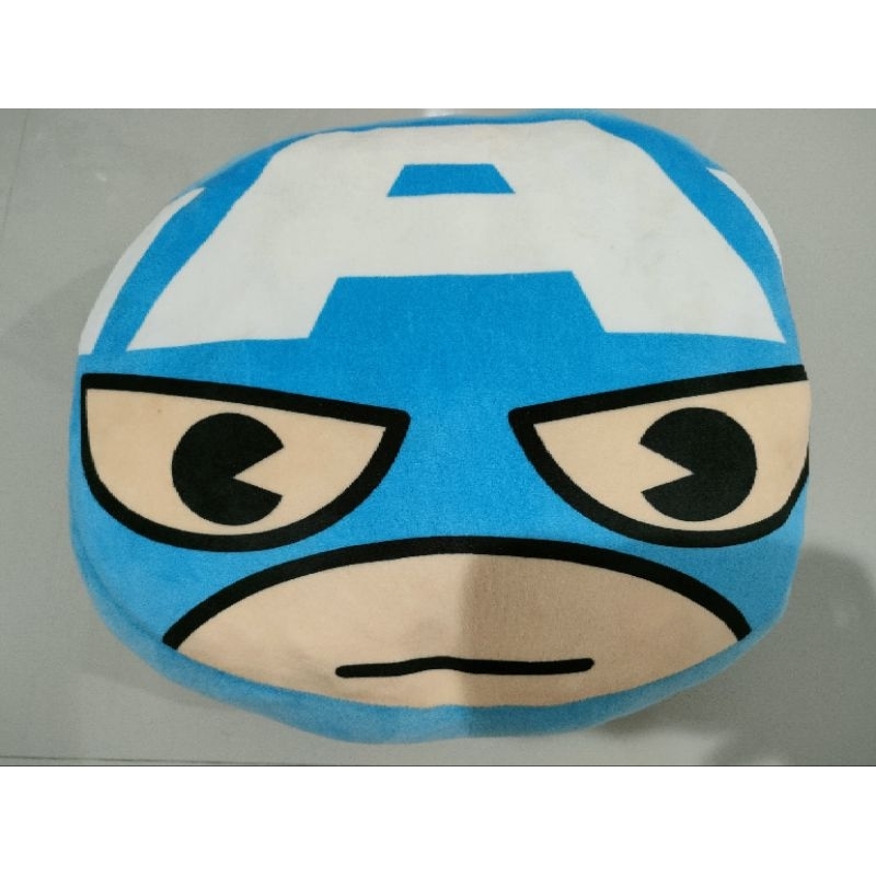 Bansui / Bantal Menyusui Captain America Marvel (Miniso)