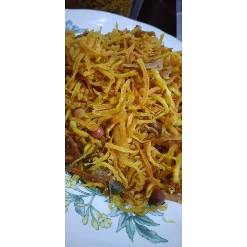 

Serundeng Ubi / Kremes Ubi