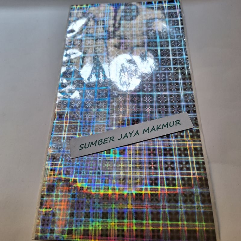 

Stiker Hologram Motif Kotak dan Bunga.