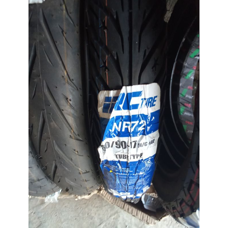 ban luar 80/90-17 IRC tube type