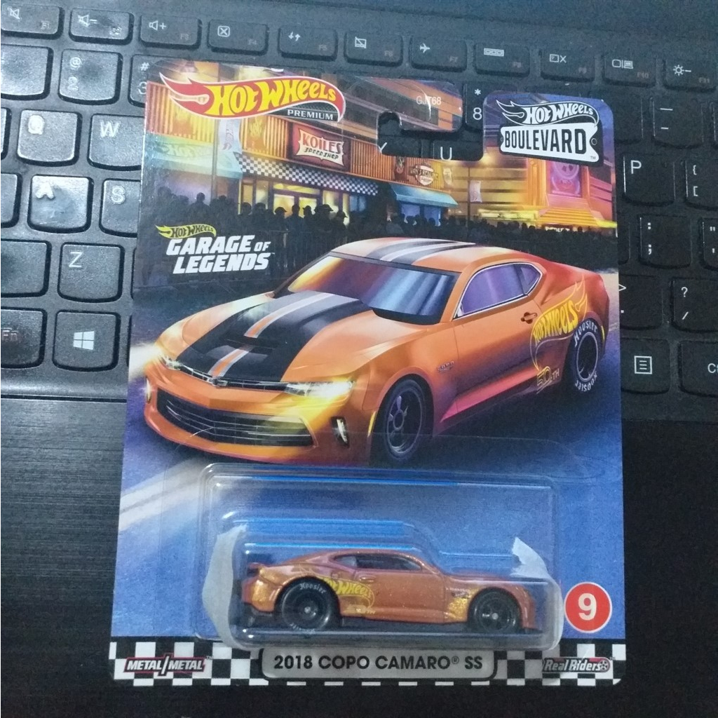 HOT WHEELS PREMIUM BOULEVARD 2018 COPO CAMARO SS