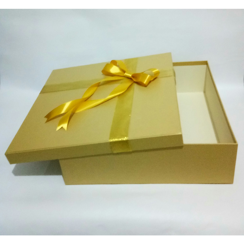 

box kotak / Kotak Kado 35x35x10 / Gift Box / Box Hampers / Box Kotak / Box Persegi 4