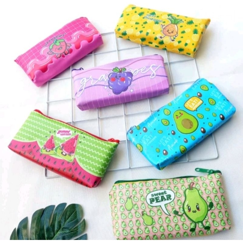 

TEMPAT PENSIL KARAKTER