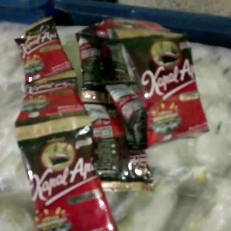 

Kopi Kapal Api isi 3 renteng atau 30 pcs