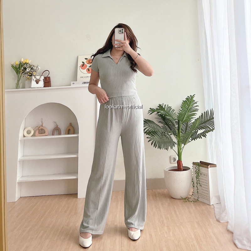 lookatmeofficial - Erika Knit Set - Setelan Wanita 2in1 Polo Top + Pants Bahan Knit Premium