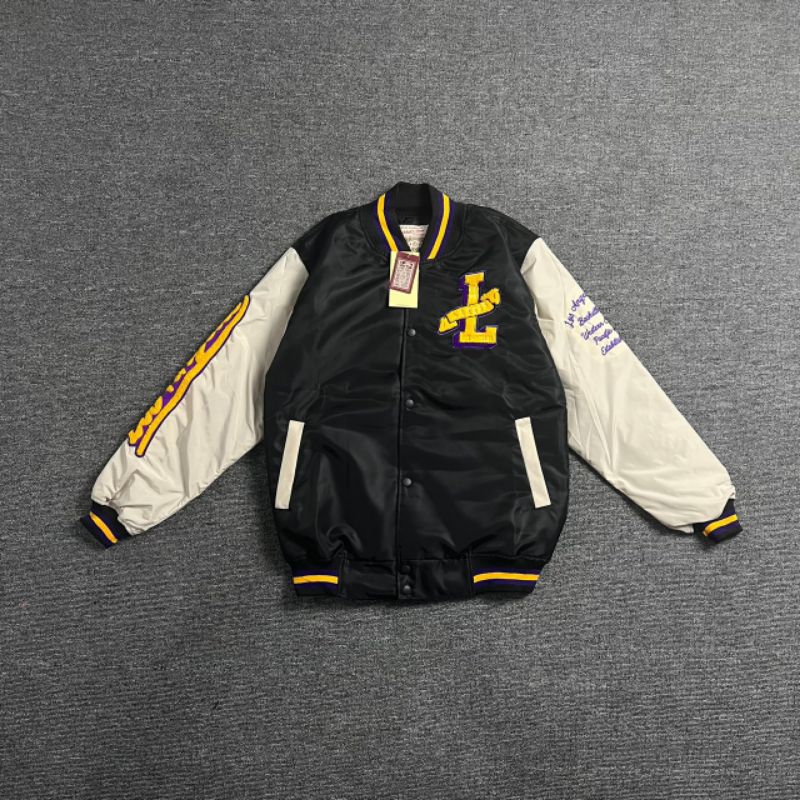 bomber varsity Lakers