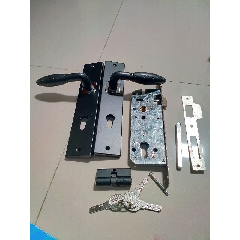 Handle pintu besar kunci pintu besar komplit