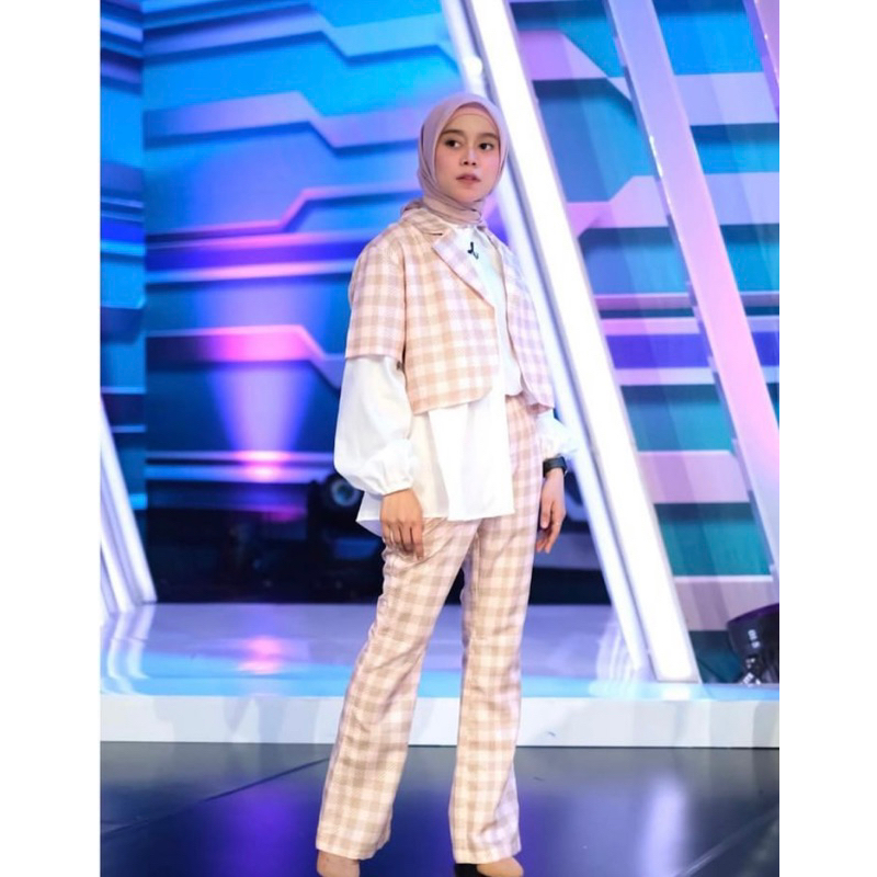 Set Sideline x Amelia Elle (Preloved 1x pakai)