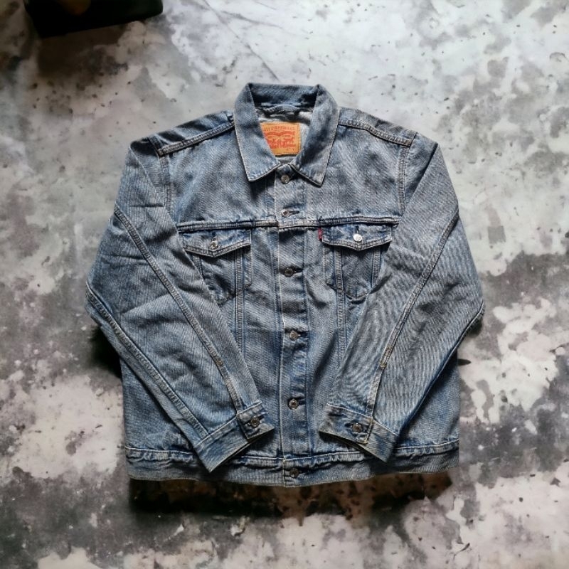Denim Trucker Jacket Lvs