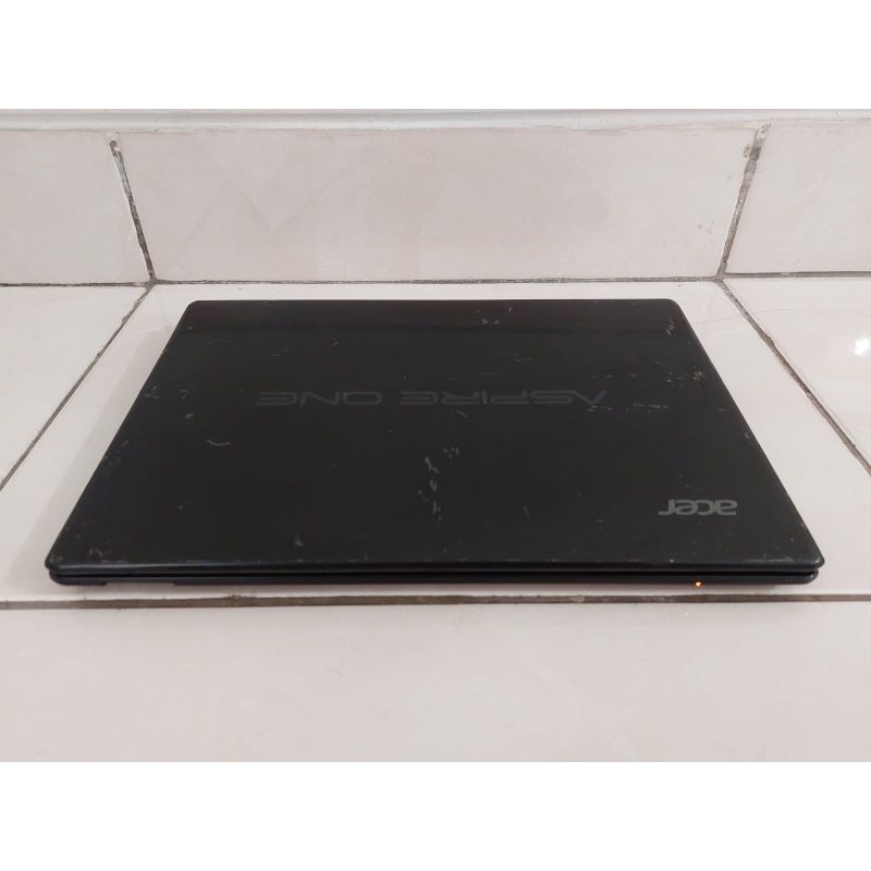 Laptop Acer Aspire One 756-2420 Second preloved bekas