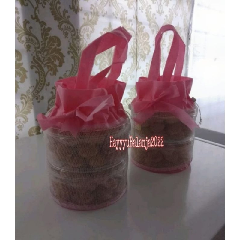 

Tas Serut Tile Spounbon/Tas Toples Serut 2 Susun/Tas Hampersidulfitri/Harga untuk 10Pcs