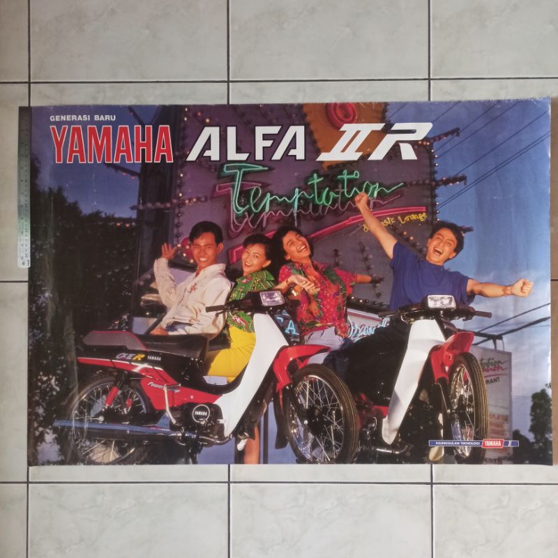 Poster brosur katalog iklan jumbo jadul lawas ex dealer Yamaha Alfa II R Alfa 2 R Alfa2 Bibir Merah 