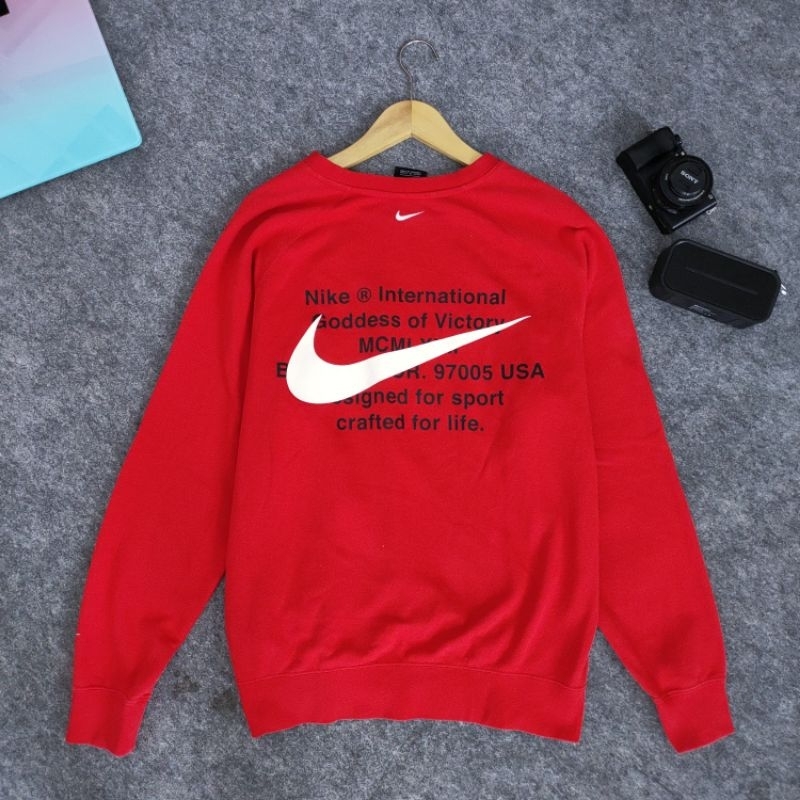 CN NIKE INTERNASIONAL LIKE NEW