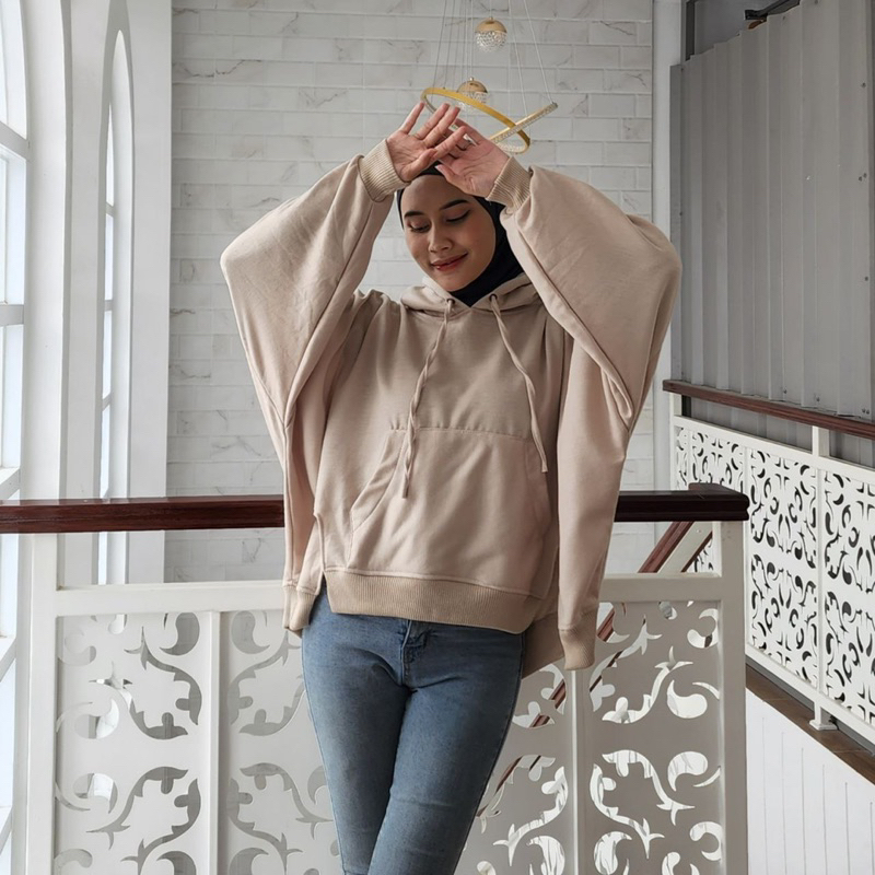 Sweater wanita BATWING JUMBO SLIT HOODIE