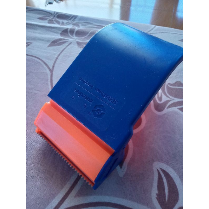 

Pemotong lakban dispenser tape cutter 3inch