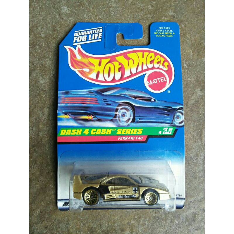 Hotwheels Ferrari F40 Gold