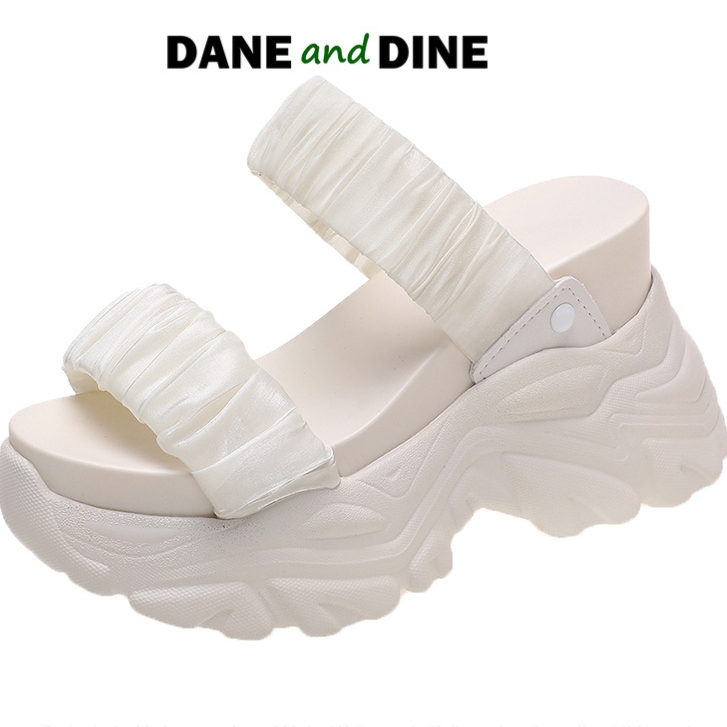 Terbaru Sandal Wedges 9cm Wanita  Dane and Dine - WH46