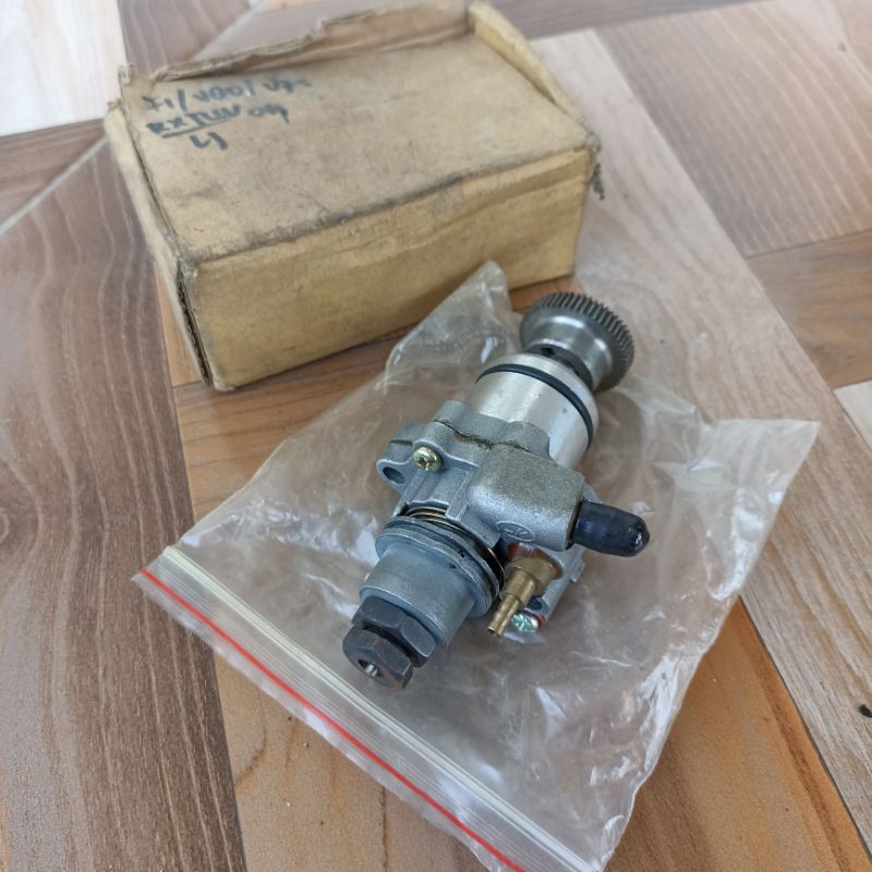 pompa oli samping Yamaha alfa v75 80 sigma champ f1 fiz fiz r NOS Good Quality