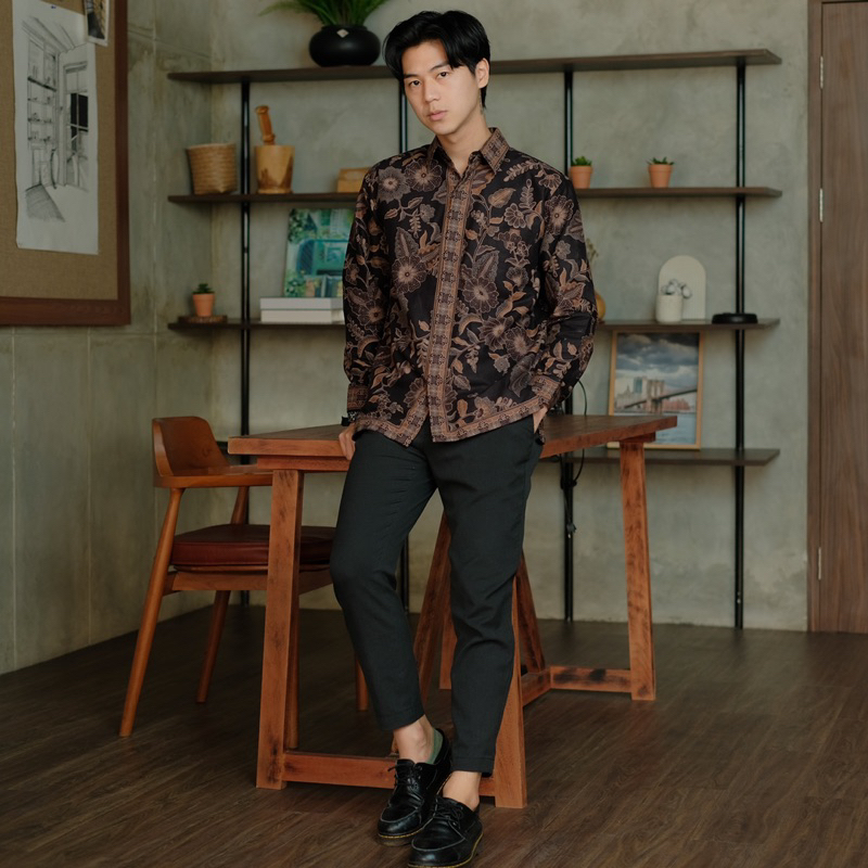 Batik Ayman - SADANA | Kemeja Batik Pria Katun Solo Halus