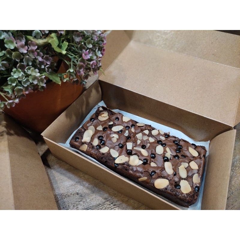 

Brownies Fudgy by momonapatisserie